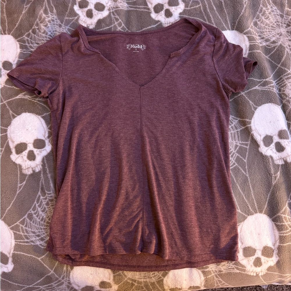 Mudd Maroon V-Neck Tee